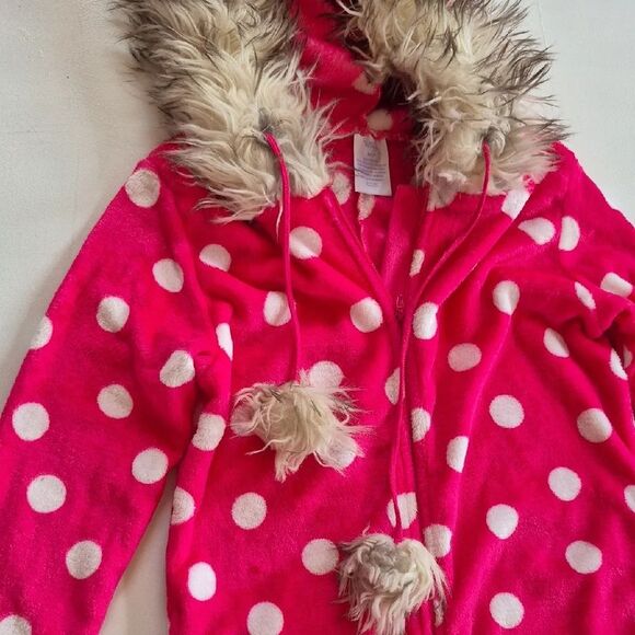 Secret Treasures Pink One Piece with Faux Fur - Picture 3 of 5